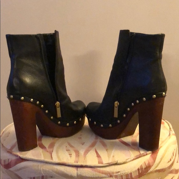 BCBGeneration - Picture 4 of 4